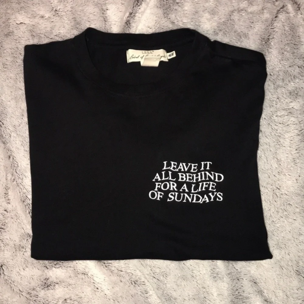 H&M Print T-Shirt. Size - Eur S - Picture 5 of 9